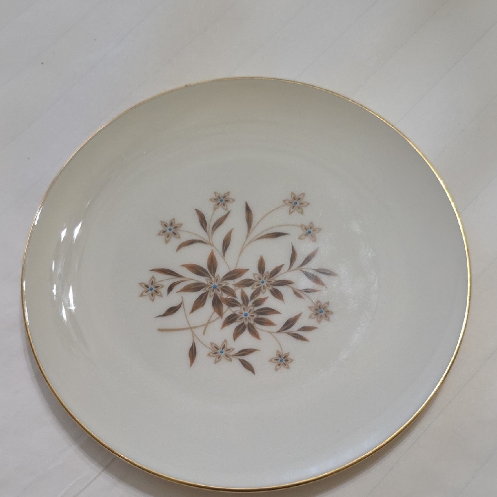 8 Lenox Starlight White and Gold Floral Dinner Plate